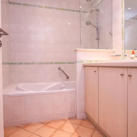 Madras Furnished Flat * Antibes
